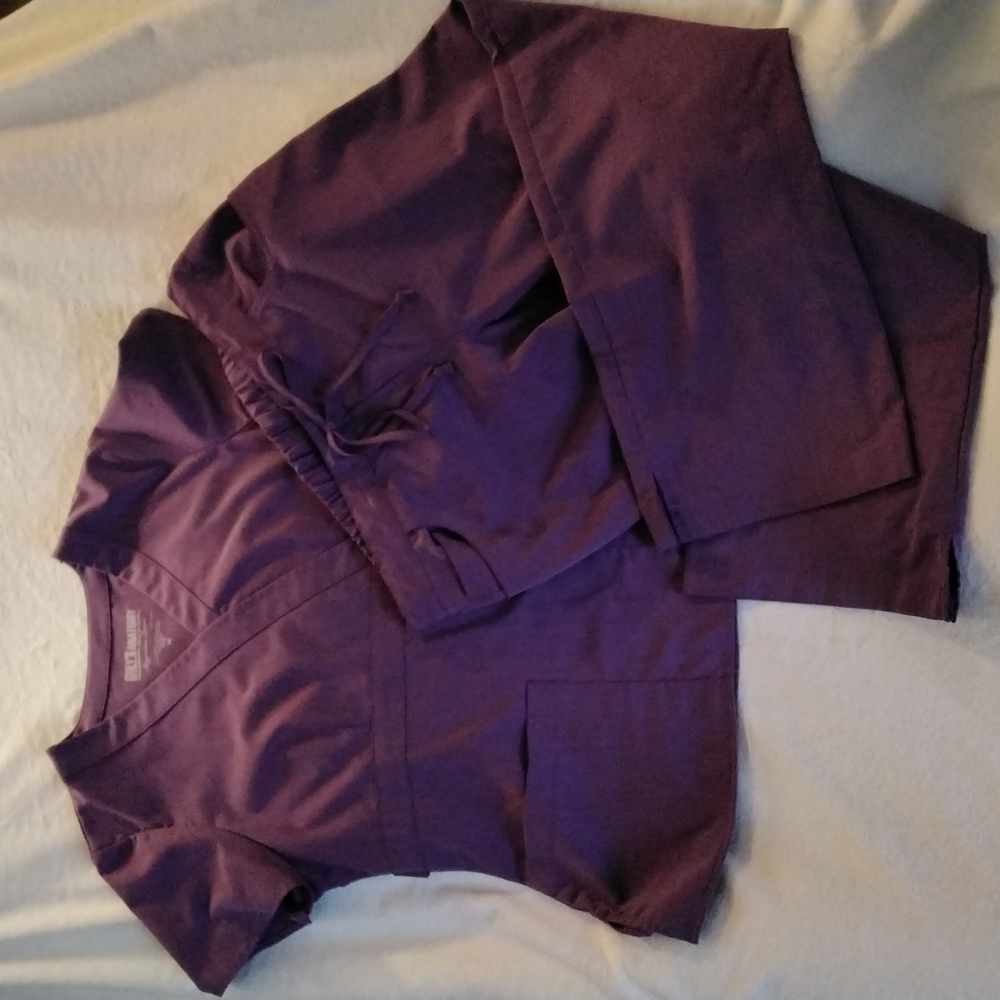 💞Grey's Anatomy Scrub Set-Excellent Condition!-Medium